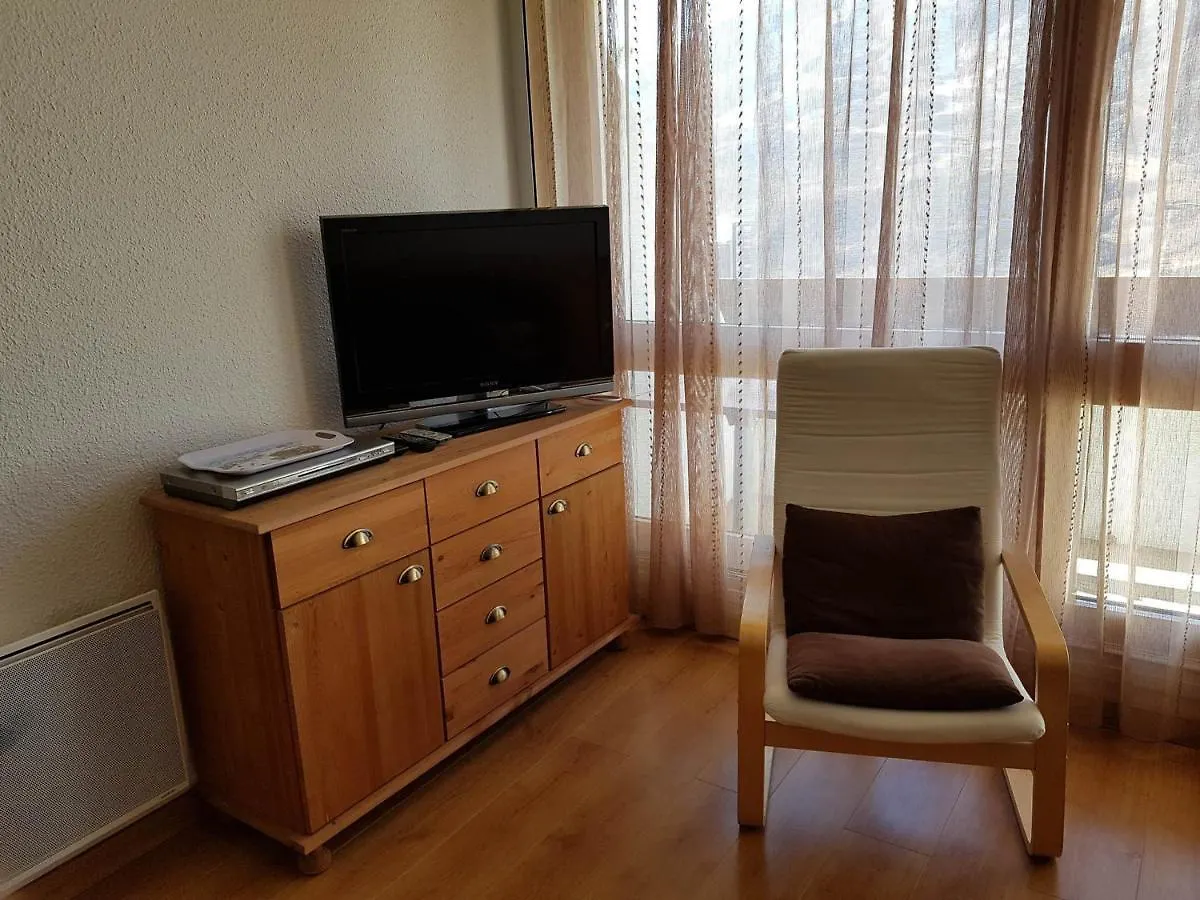 Studio Confortable Aux Menuires Pour 3 Personnes Avec Balcon - Fr-1-452-227 Saint-Martin-de-Belleville 0*,  France